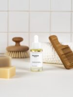 Rosemary Hair & Scalp Strengthening Oil - Image 4